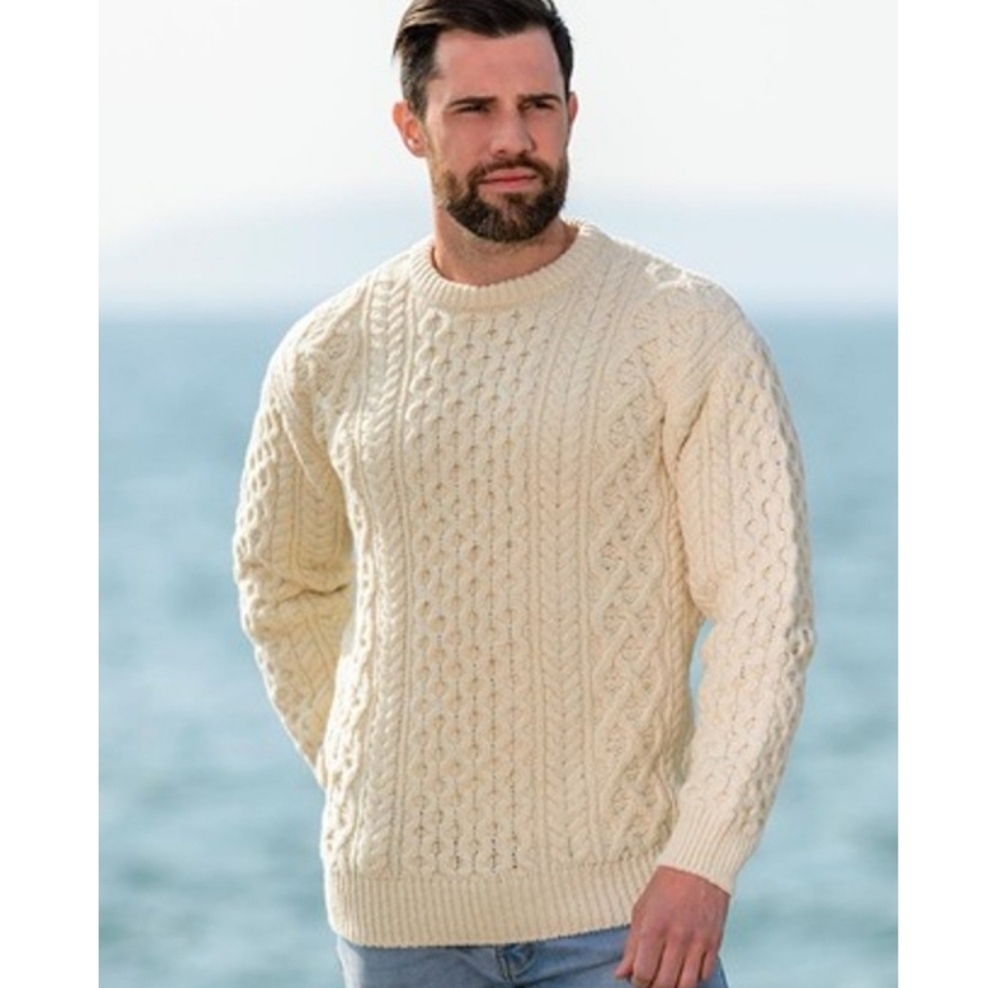 Tara Fashions Aran Cable Knit Heavyweight Wool Fisherman Sweater‎ size Large New